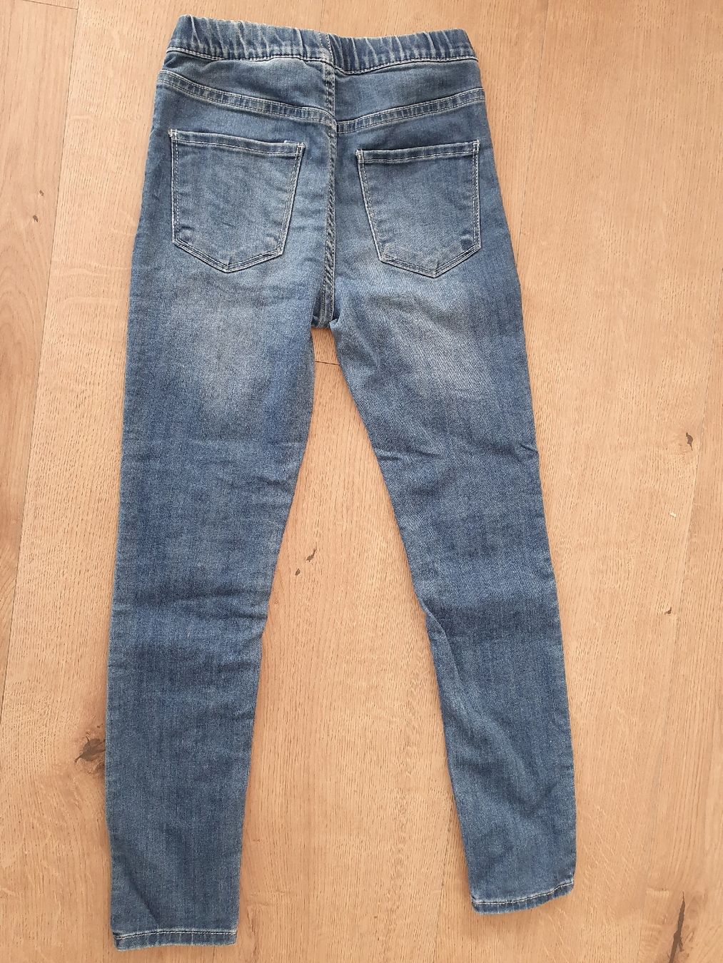 Hosen: Schöne Mädchen Jeans Hosen Gr 134 – Gebraucht aus Niederönz von STI88 1