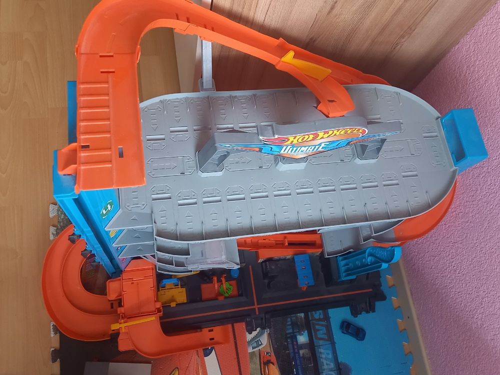 Hot Wheels Hai angriff Garage mit 10 Wheels Auto Kaufen auf Ricardo