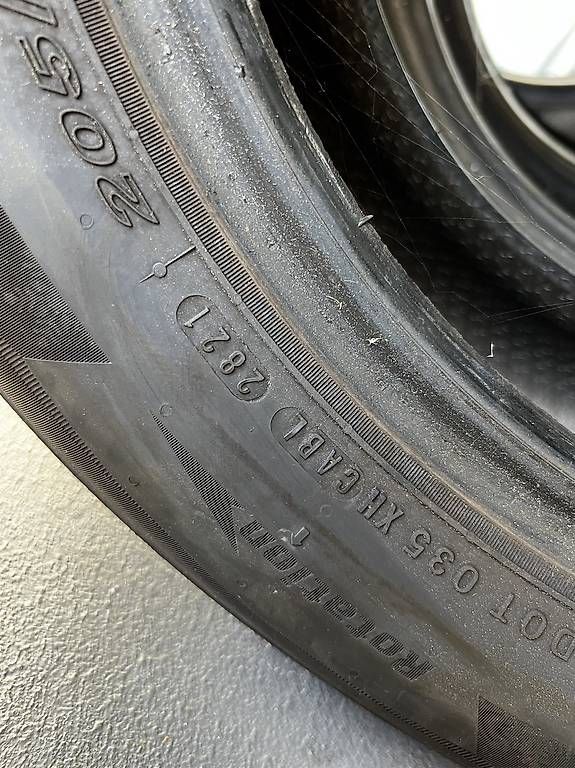 Pneumatici & Ruote complete: 205/60 R16 Winterreifen – Usato da Sursee venduto da gas_8n5t 3