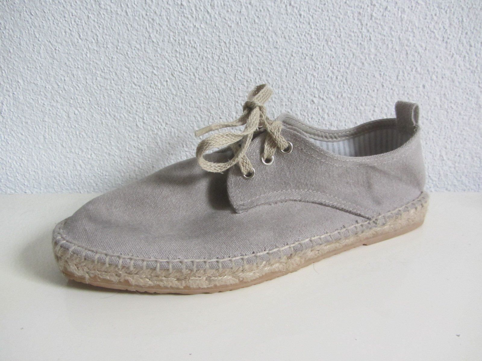 Scarpe da uomo: ONIRO - Espadrilles Schuhe grau-taupe 40 – Usato da Zürich venduto da Diazaio 1