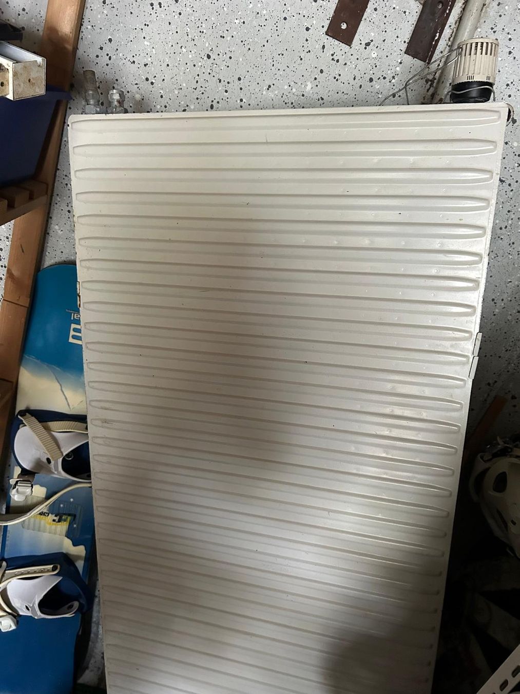 Radiatori: HEIZUNGSRADIATOR, Radiateur Chauffage – Usato da Nidau venduto da Hallo42