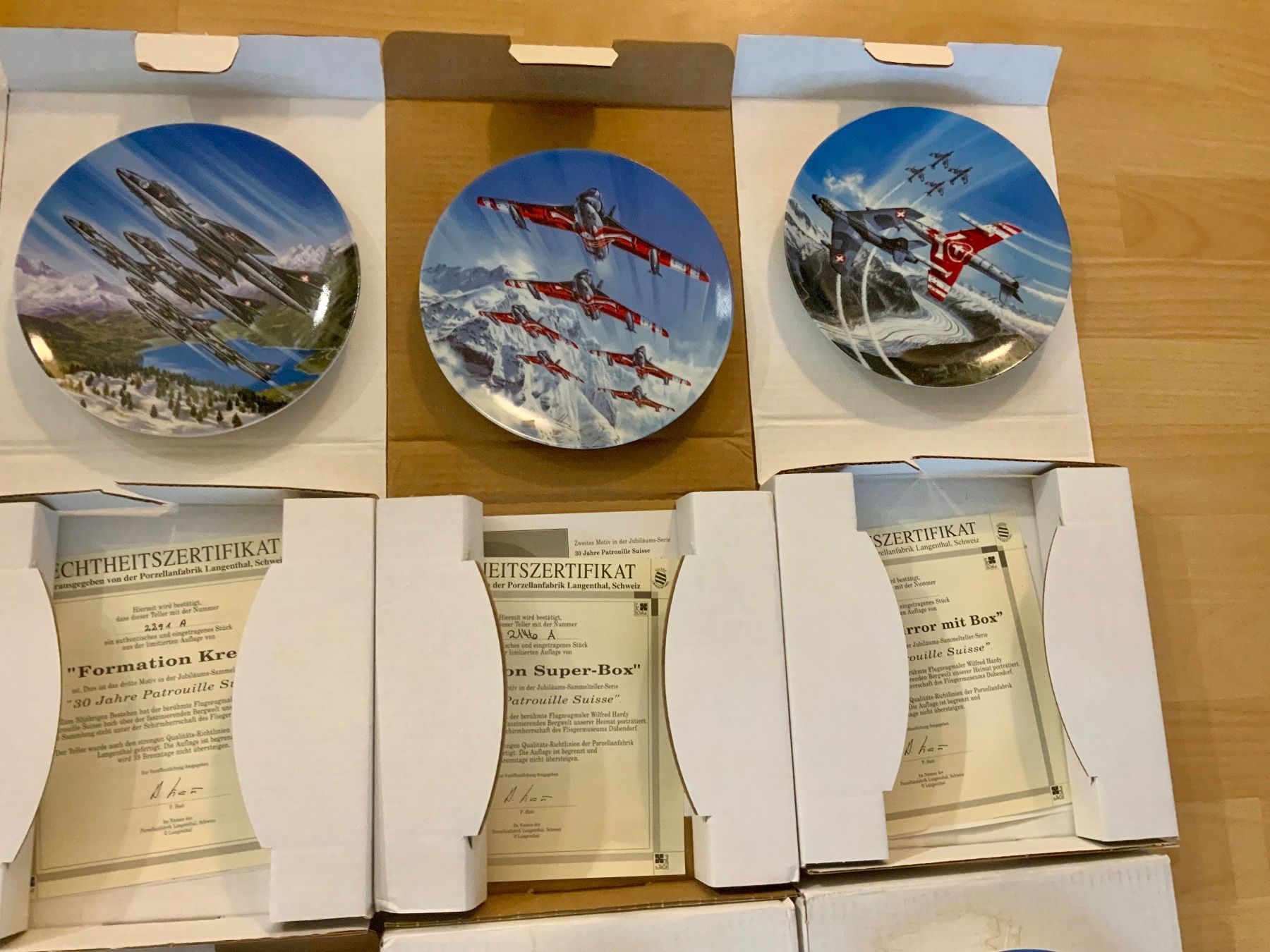 Placchette & Badge: Patrouille Suisse Hunter Kunstteller Luftwaffe Aviatik – Nuovo (secondo la descrizione) da Thun venduto da LGBgartenbahn 4