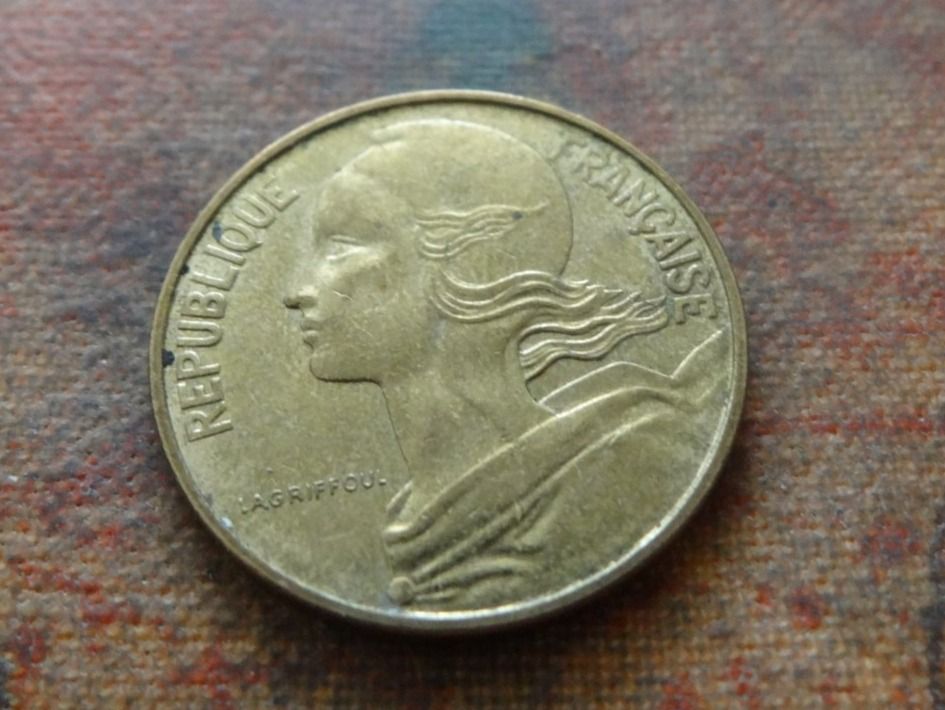 Alle Münzen: FRANCE  10 Centimes  1981 – Gebraucht aus Romanel-sur-Lausanne von Swift13 1