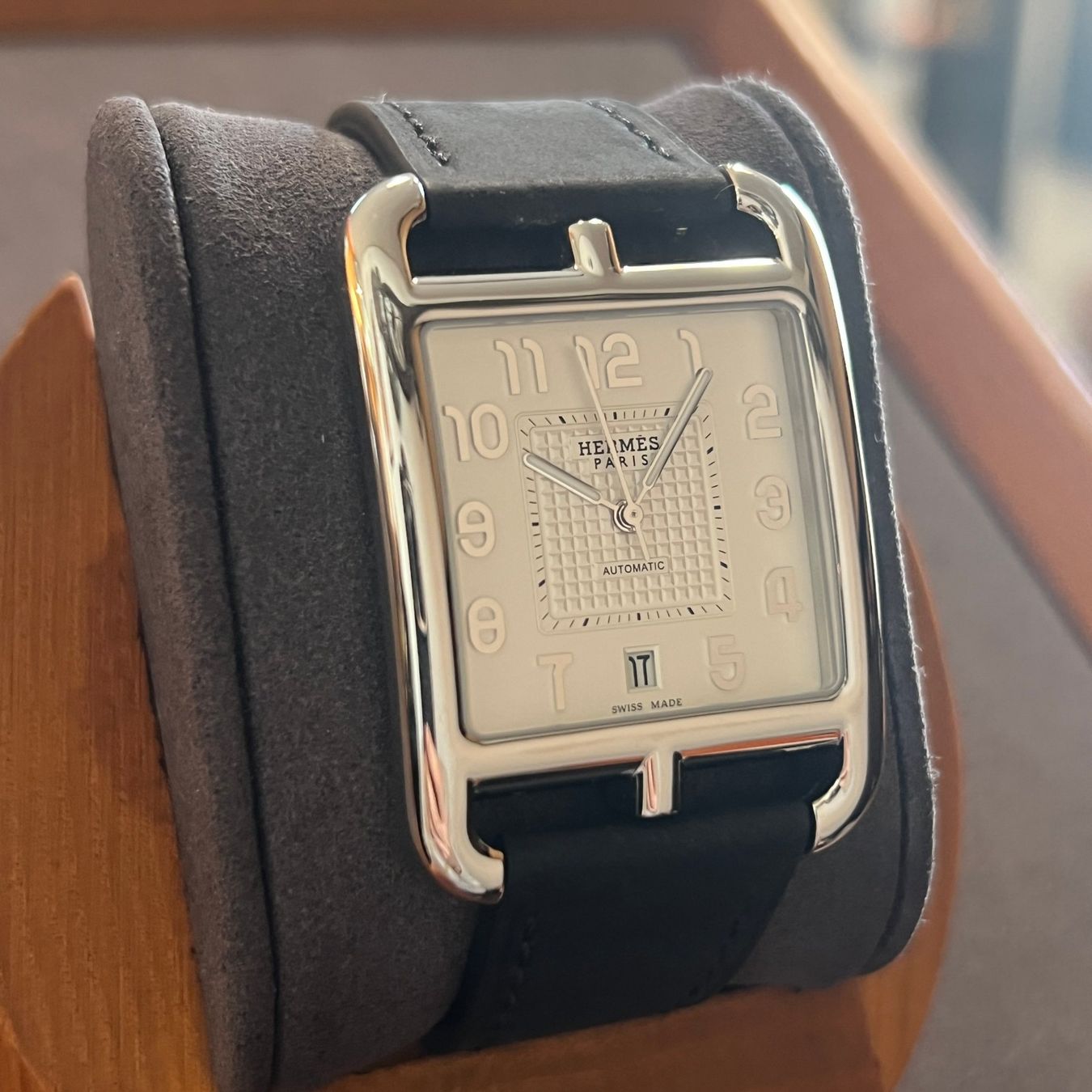 Hermès Uhren: Hermès Cape Cod GM Automatic CD7.810 – Gebraucht aus Carouge GE von Watchaser 1