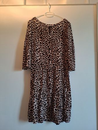Kleid Comma Leo Print Grösse 34 neuwertig
