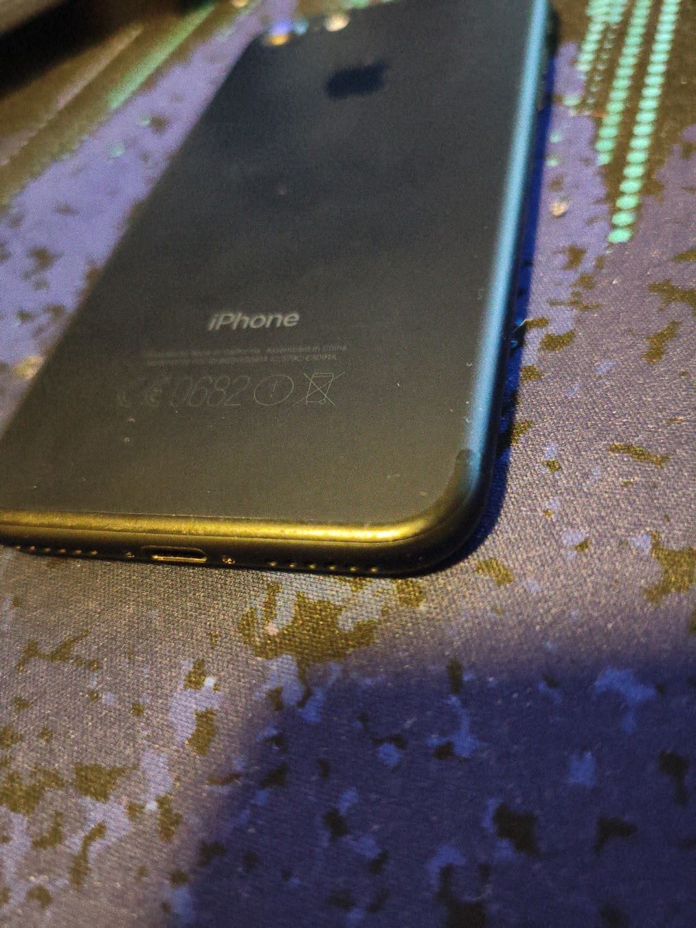 Apple Telefoni cellulari / Smartphones: Apple iPhone 7 Smartphone in Black with Display Damage – Usato da Bern venduto da Janick_S 2