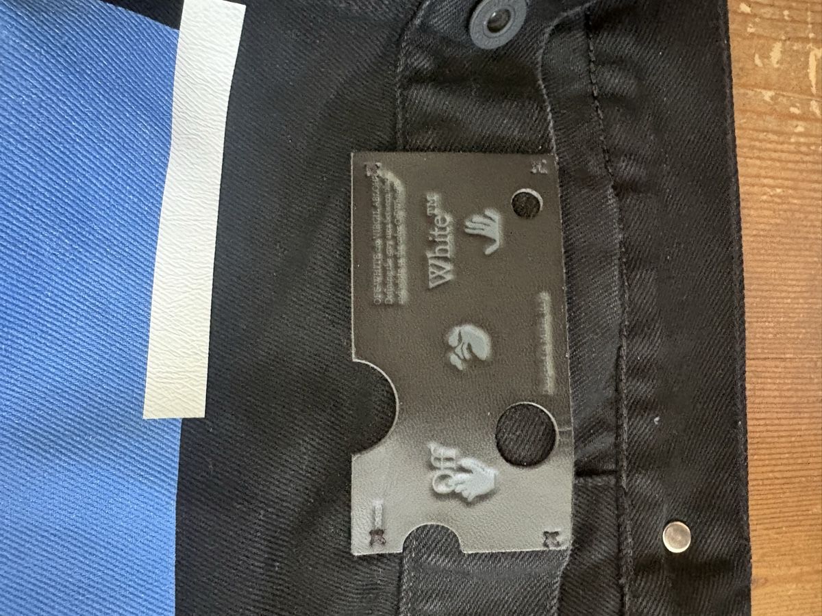 Giacche: Off-White Mona Lisa Denim Jacket Black Size M – Usato da Celerina venduto da jor_vhy8 2