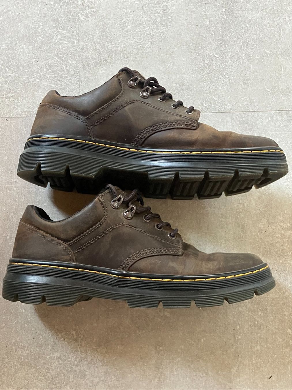 Herrenschuhe: Dr Martens Boots / Halbschuhe Gr. 44 – Gebraucht aus Romanshorn von SnMy