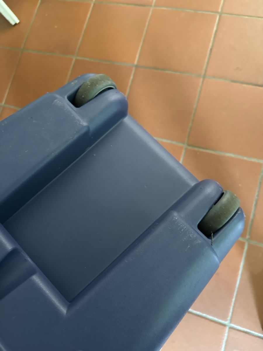 Mares Reisekoffer: Mares Tauchrollkiste Blau  – Gebraucht aus Bern von sawin 2
