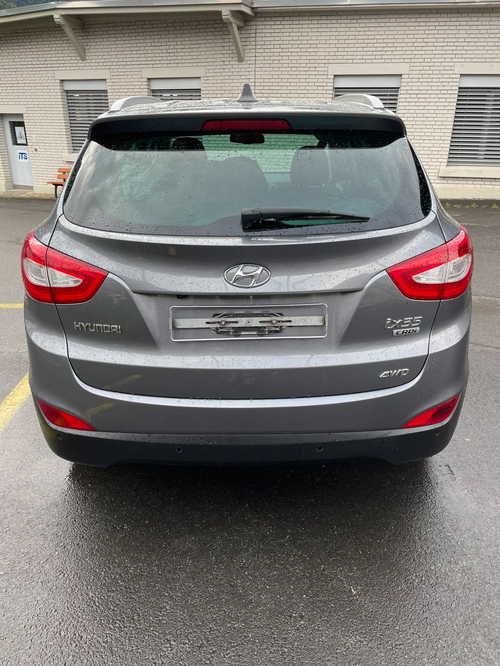 Hyundai Automobili: HYUNDAI NUR CHF 9'990.-- – Usato da Altdorf UR venduto da Gisleruri 3