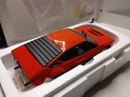 Lamborghini URRACO von Kyosho in 1:18