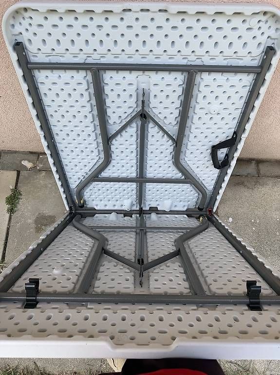 Tavoli: Table pliable  – Usato da Arvillard (Salins) venduto da Taniguchi 1