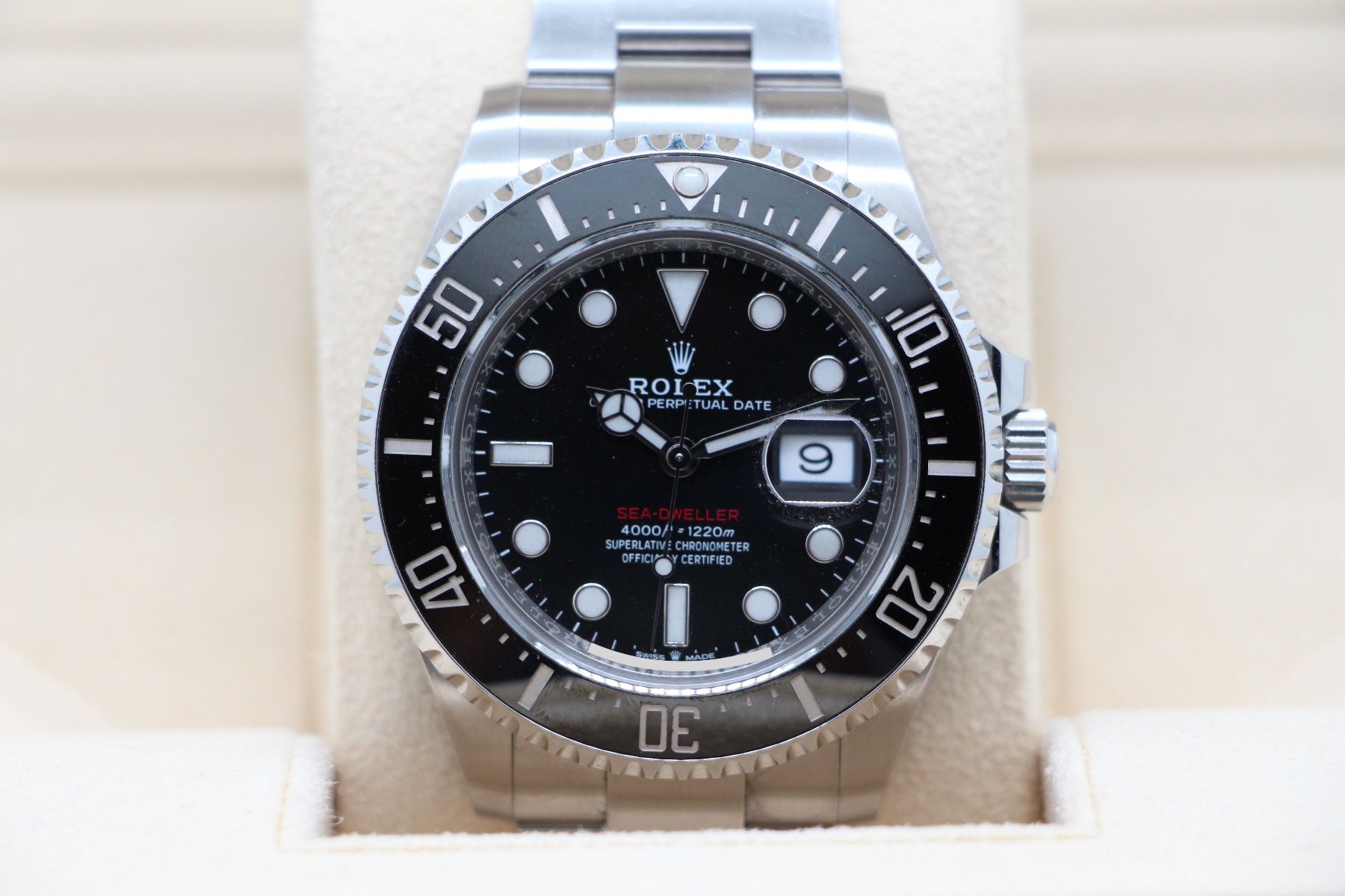 Rolex Uhren: Rolex Sea-Dweller 50th Ref. 126600, Full-Set – Gebraucht aus Zug von eMDi_Collection