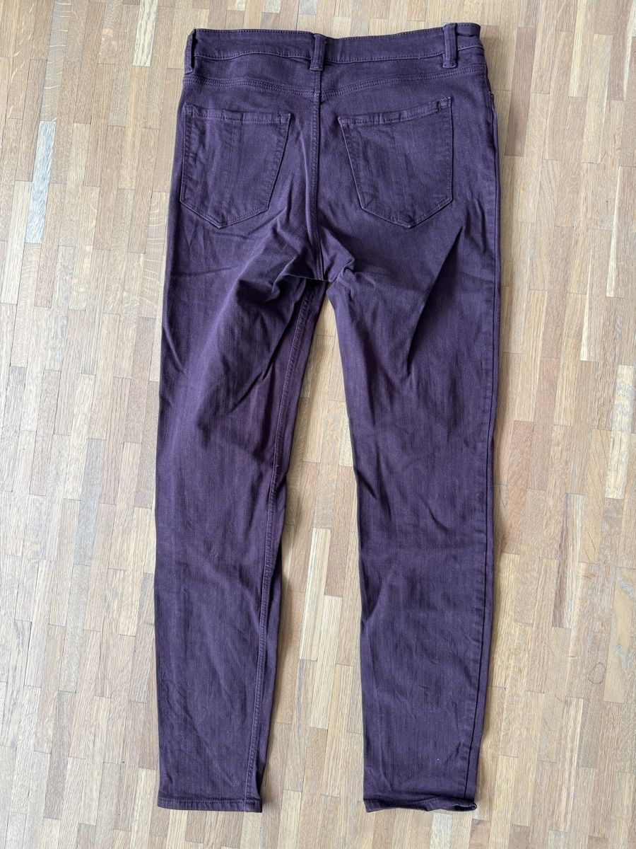 Jeans: Jeans L.O.G.G. dunkelrot Grösse 38 – D'occasion à Münsingen par sam_528s 1