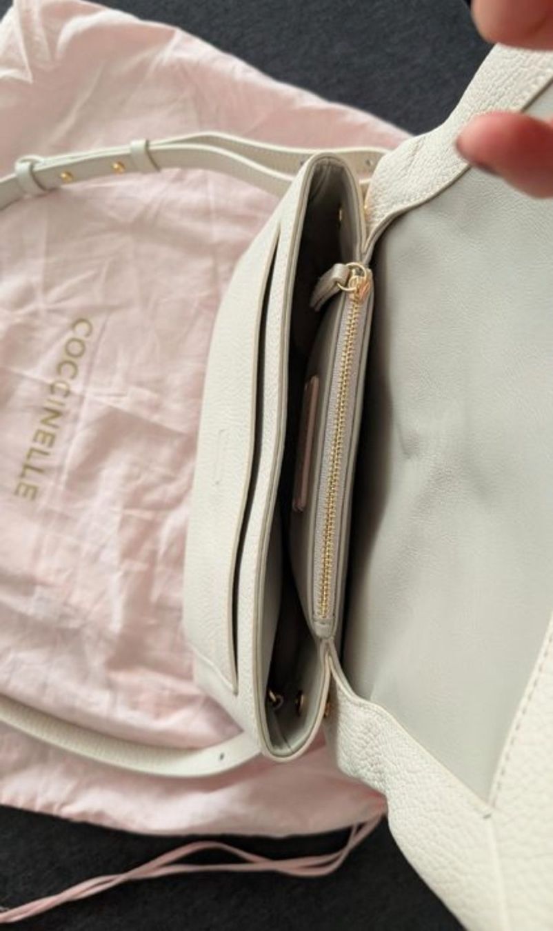 Coccinelle Borse da donna: Coccinelle Ledertasche in Creme – Usato da Amriswil venduto da cesosa 5
