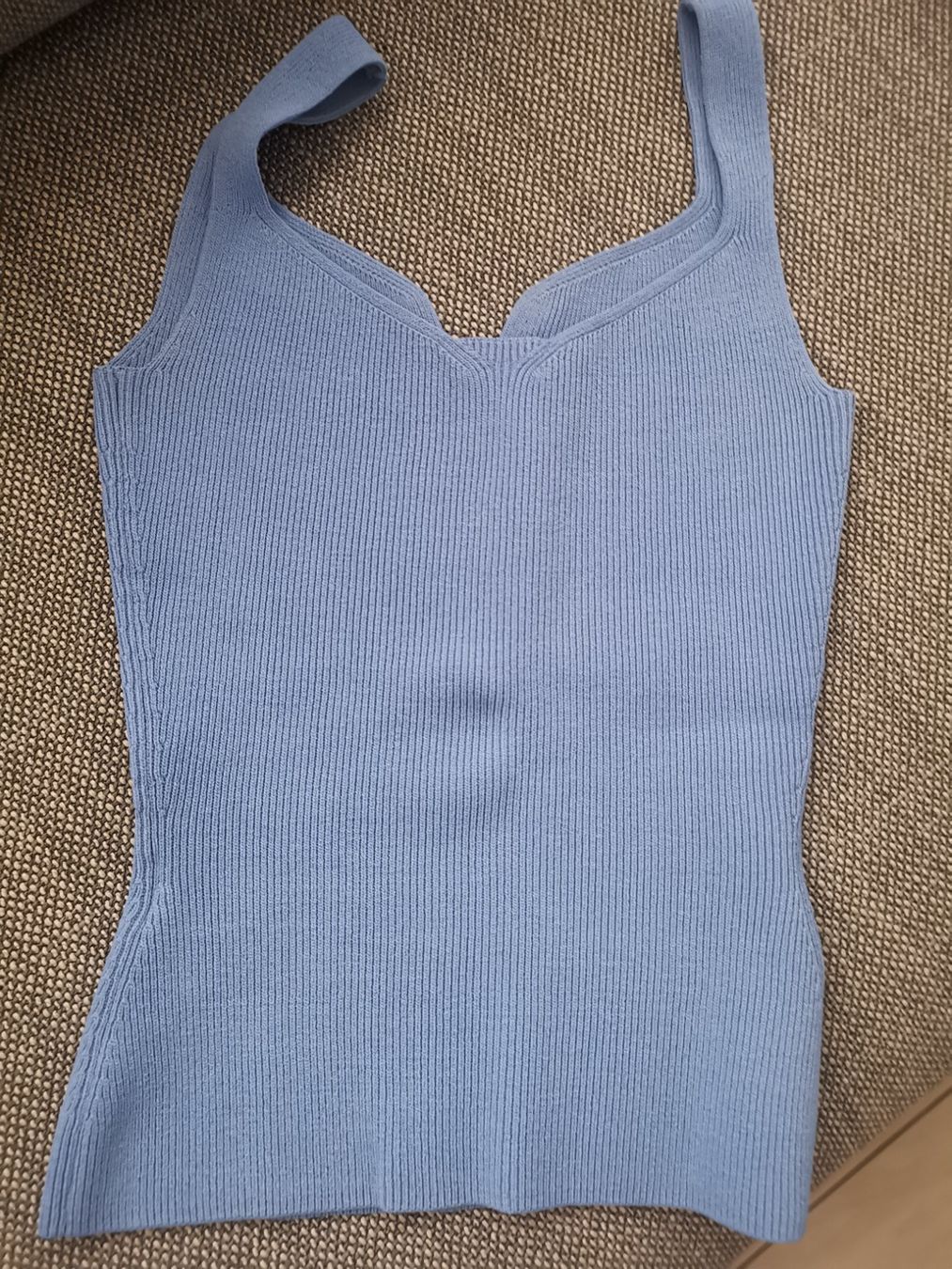 Top: Reiss Top Xs Rippenstrick – Usato da Fehraltorf venduto da freeform2020 1
