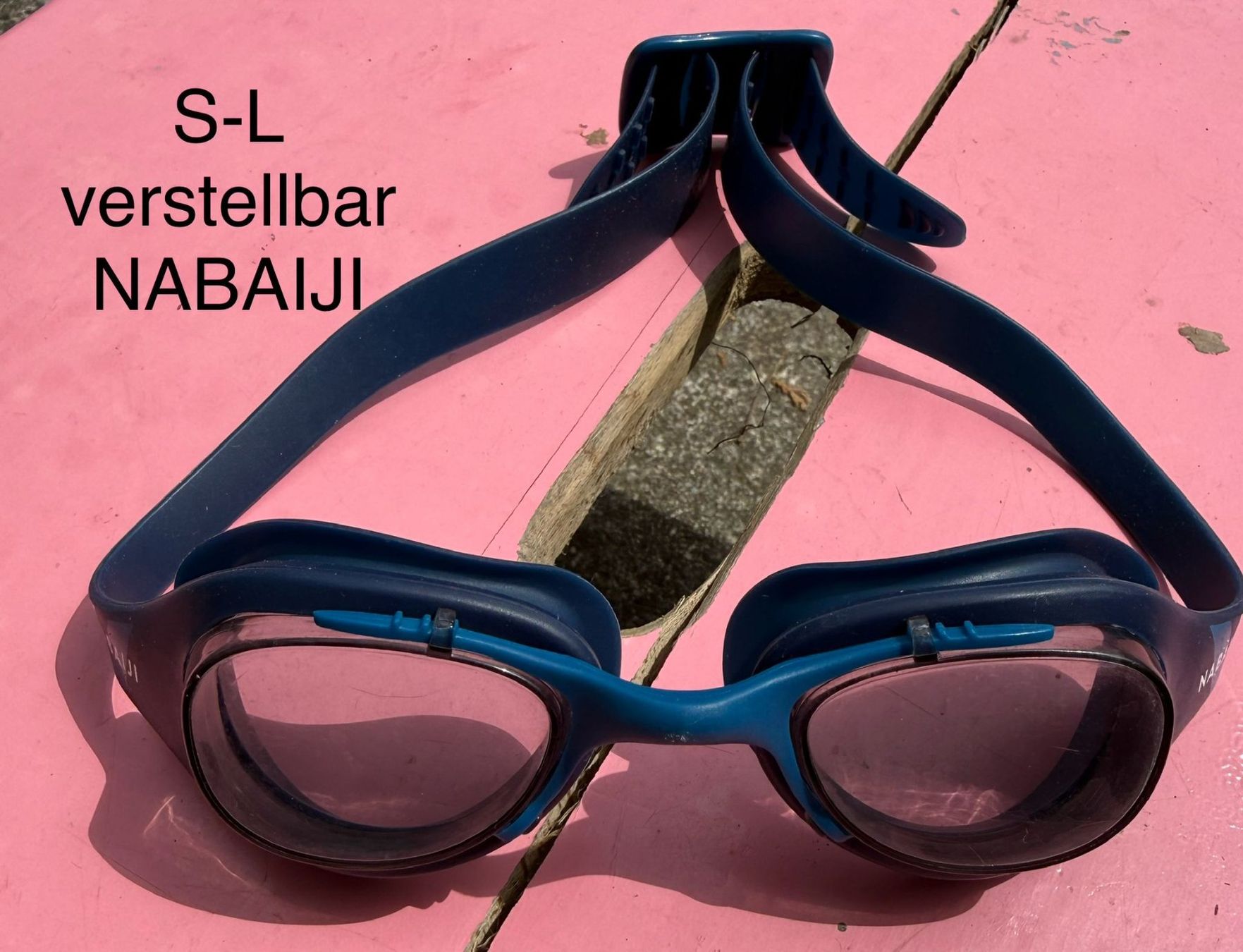Occhiali & Lenti: Schwimmbrillen – Usato da Flawil venduto da Stella_3 2