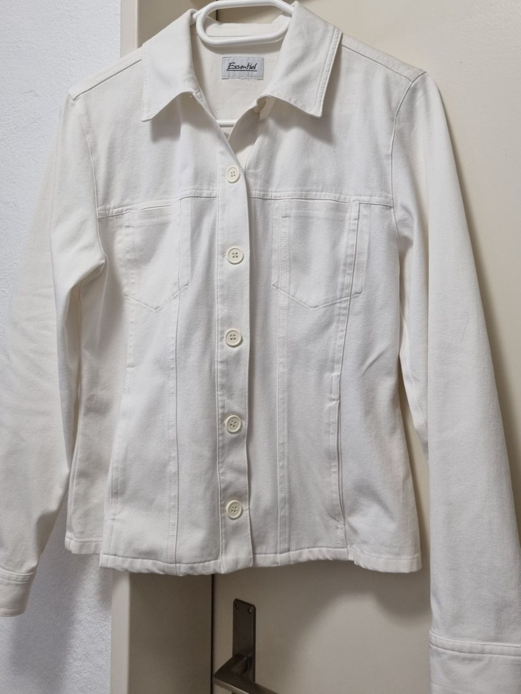 Giacche: Jacke , Jeans Jacke Gr.S weiss – Nuovo (secondo la descrizione) da geroldswil venduto da Gumball1