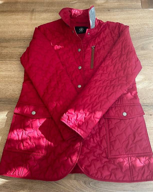 Giacche: Damensteppjacke rot von Bogner – Usato da Aarau venduto da Lamagie