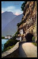 Axenstrasse  mit Waldstäterhof in Brunnen