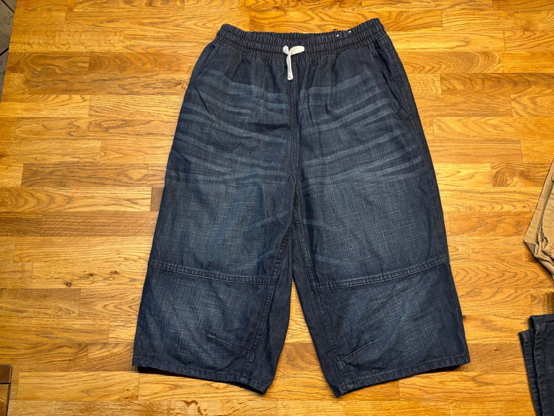 H&M Pantaloni: Neue H&M Pull-on Denim Shorts Gr.164 – Nuovo (secondo la descrizione) da Oberdorf SO venduto da sa-na