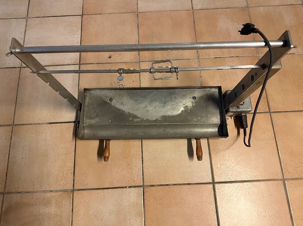 Griglie: Girarrosto elettrico – Usato da Aurigeno venduto da nkj_6kgj