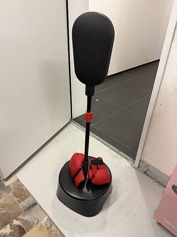 Boxsäcke: Kinder boxen – Gebraucht aus Kirchleerau von Evolution_viii 1