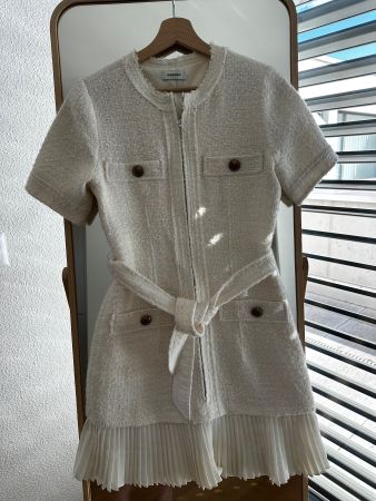 Sandro Paris Kleid Creme – Gr. 36 – Tweed & Plissee