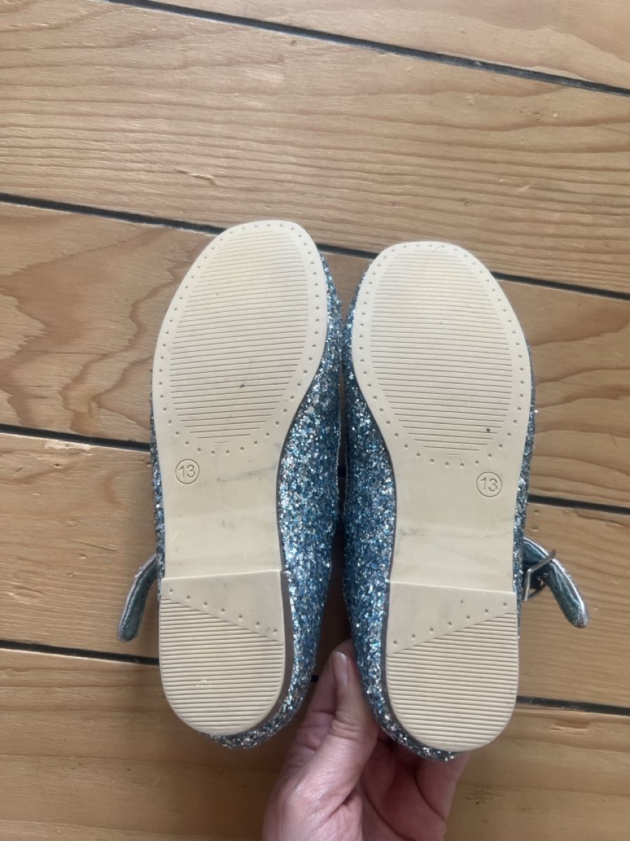 Next Scarpe per ragazze: Elsa Glitzerschuhe in hellblau – Usato da Allschwil venduto da Fabienne0124 2