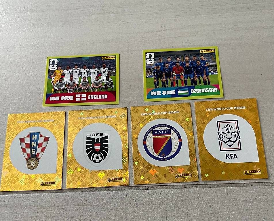 Carte collezionabili: Panini 4 dorées + 2 équipes – Usato da St-Légier-Chiésaz venduto da refpmeak01