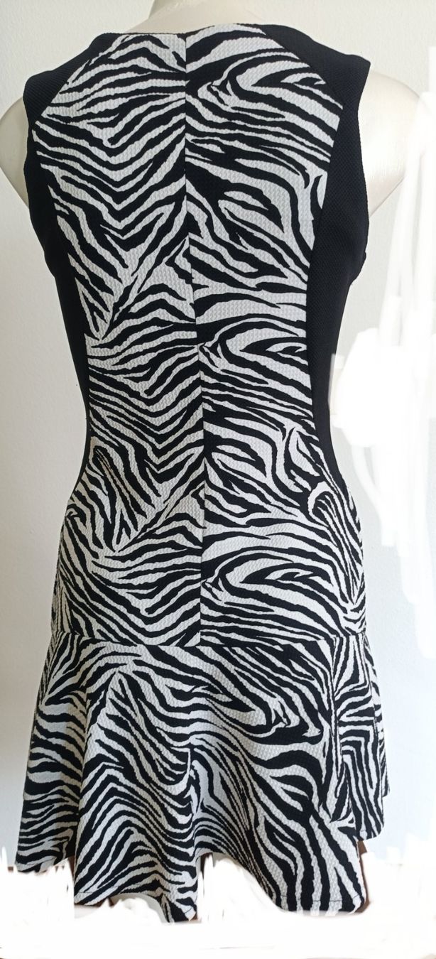 Vestiti: Kleid Zebramuster – Nuovo (secondo la descrizione) da Lugano venduto da riccardo012 3