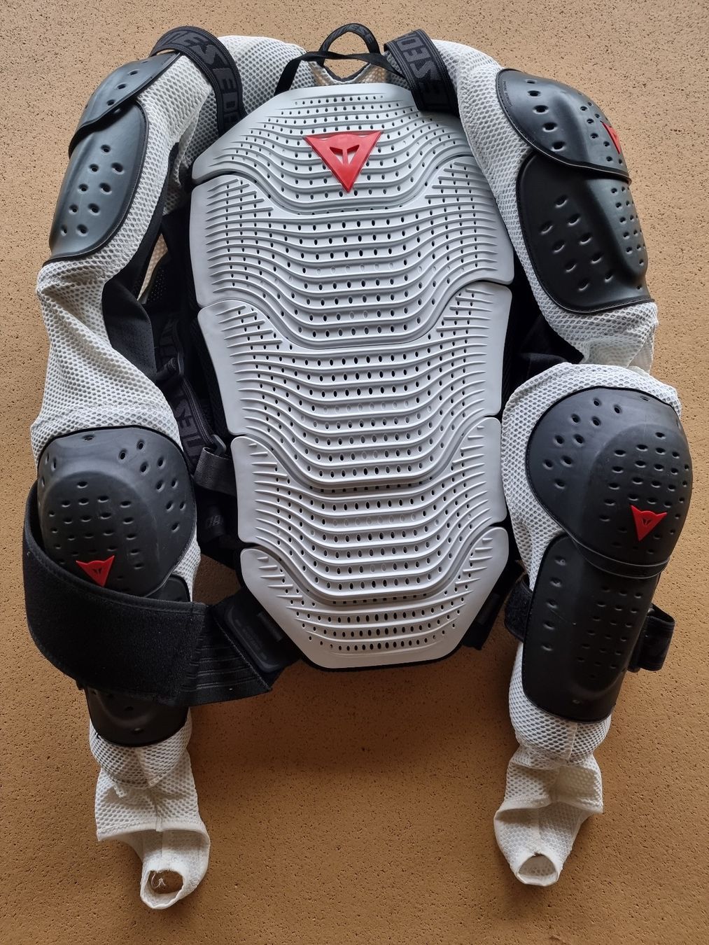 Protection Dainese Manis Jacket Pro taille XL Acheter sur Ricardo