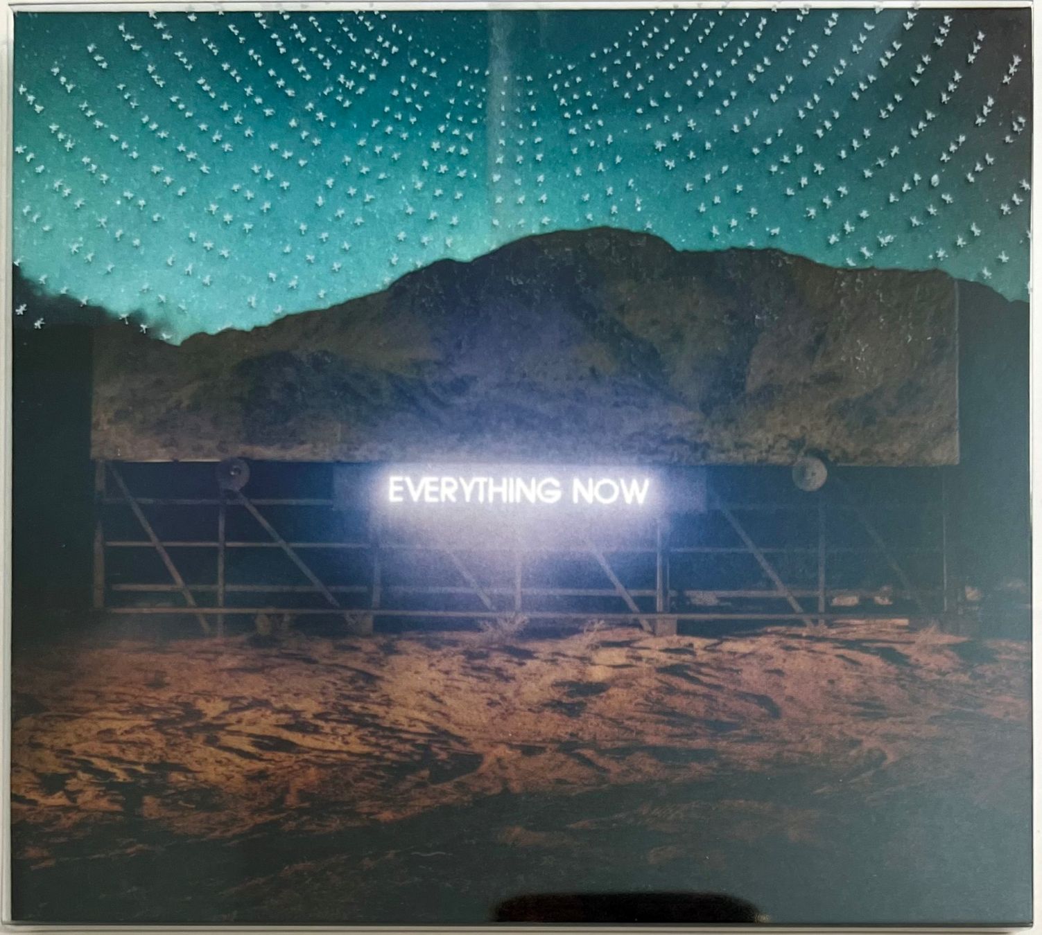 CDs: Arcade Fire – Everything Now (Limited Edition) – Gebraucht aus Martigny von