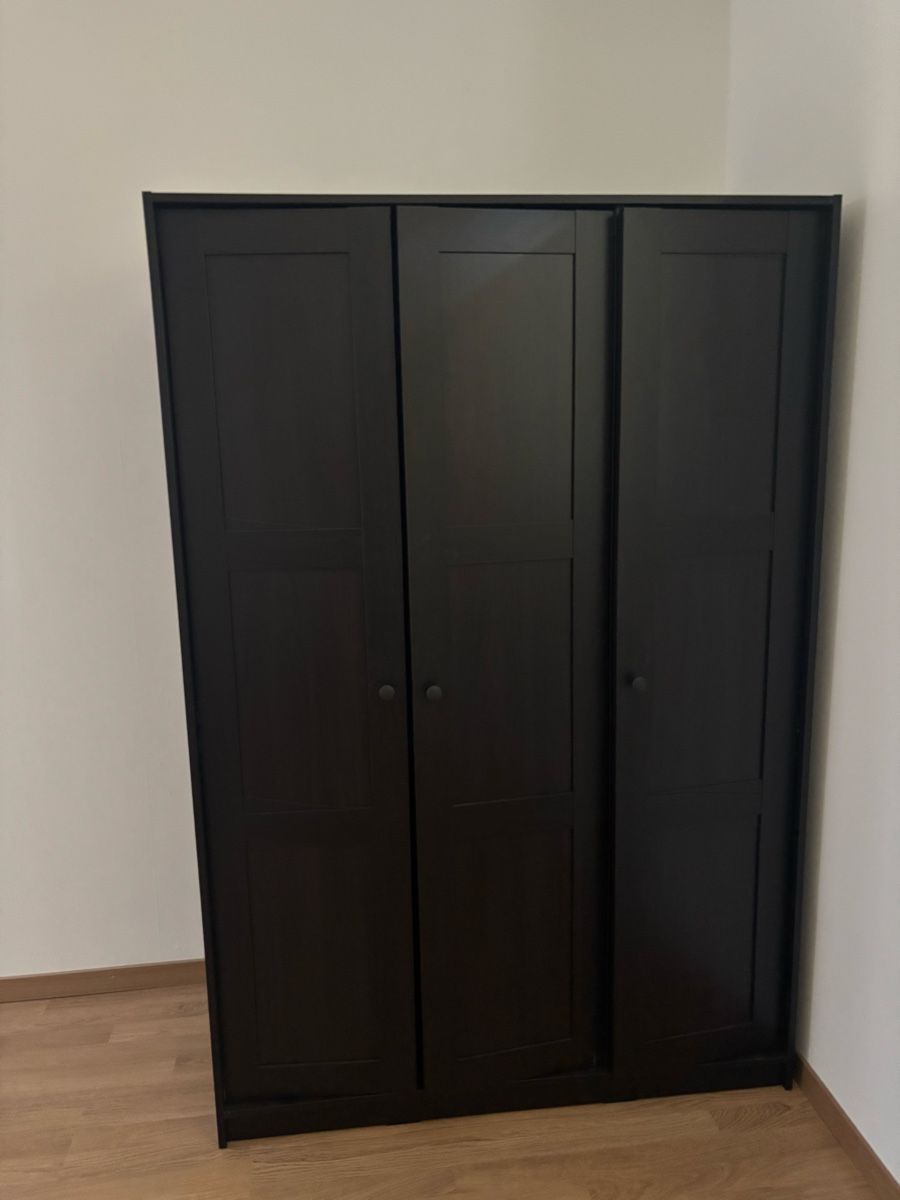Ikea Armadi: Schwarzer Schrank – Nuovo (secondo la descrizione) da Bern venduto da betty_bossi3