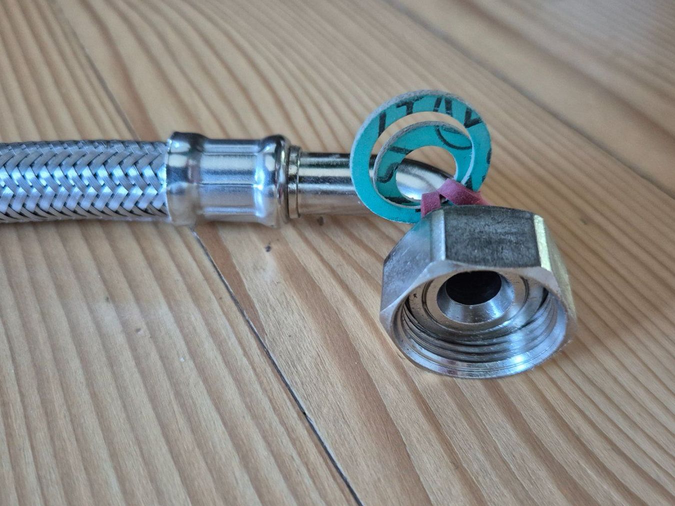 Tubi & Tubi flessibili: Flexschlauch DN13-1/2" Edelstahl – Nuovo (secondo la descrizione) da Niederweningen venduto da Cactus63 2