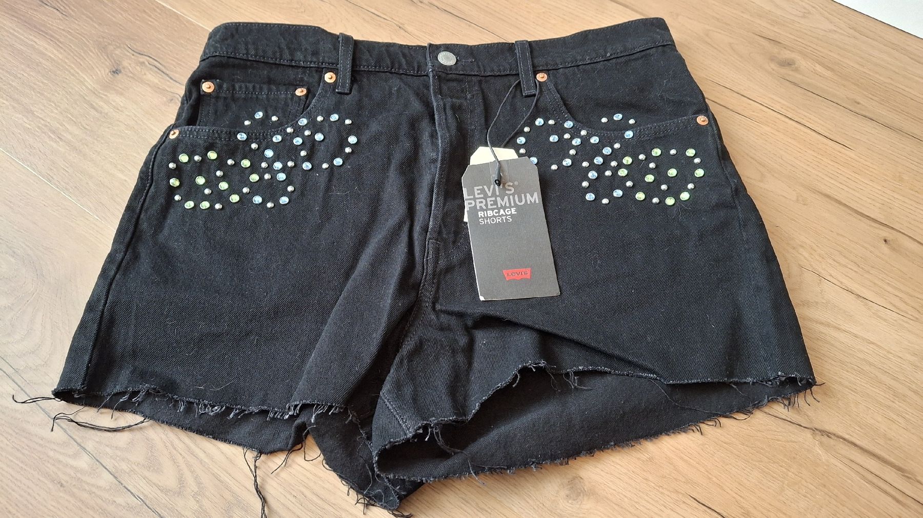 Levi's Jeans: levis Jeans Shorts gr. 32 – Nuovo (secondo la descrizione) da Wil SG venduto da FionaSmile