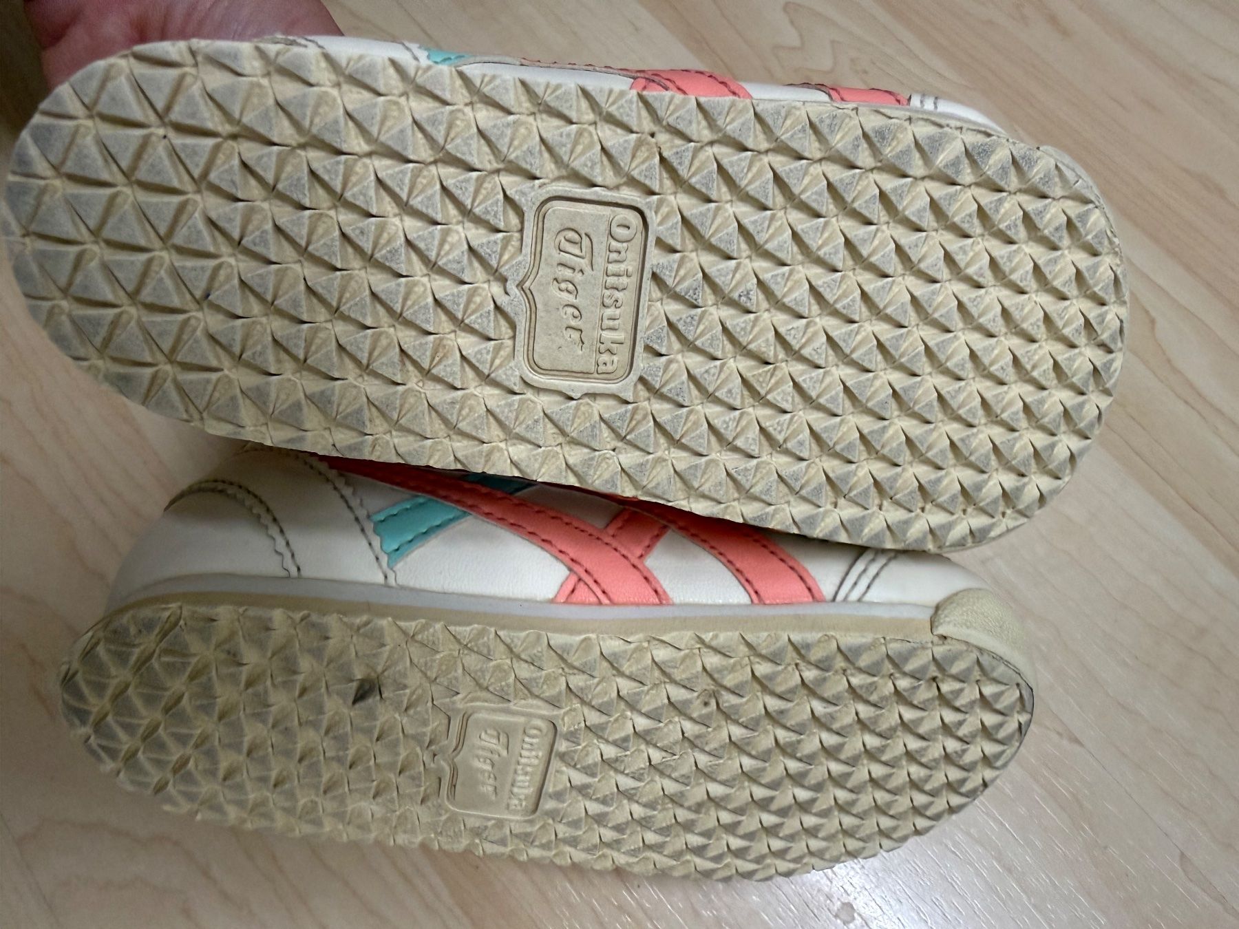 Onitsuka Schuhe für Jungen: Onitsuka Tiger Kinder-Sneaker / Halbschuhe Gr. 25 – Gebraucht aus Siebnen von dte_9kmw 4