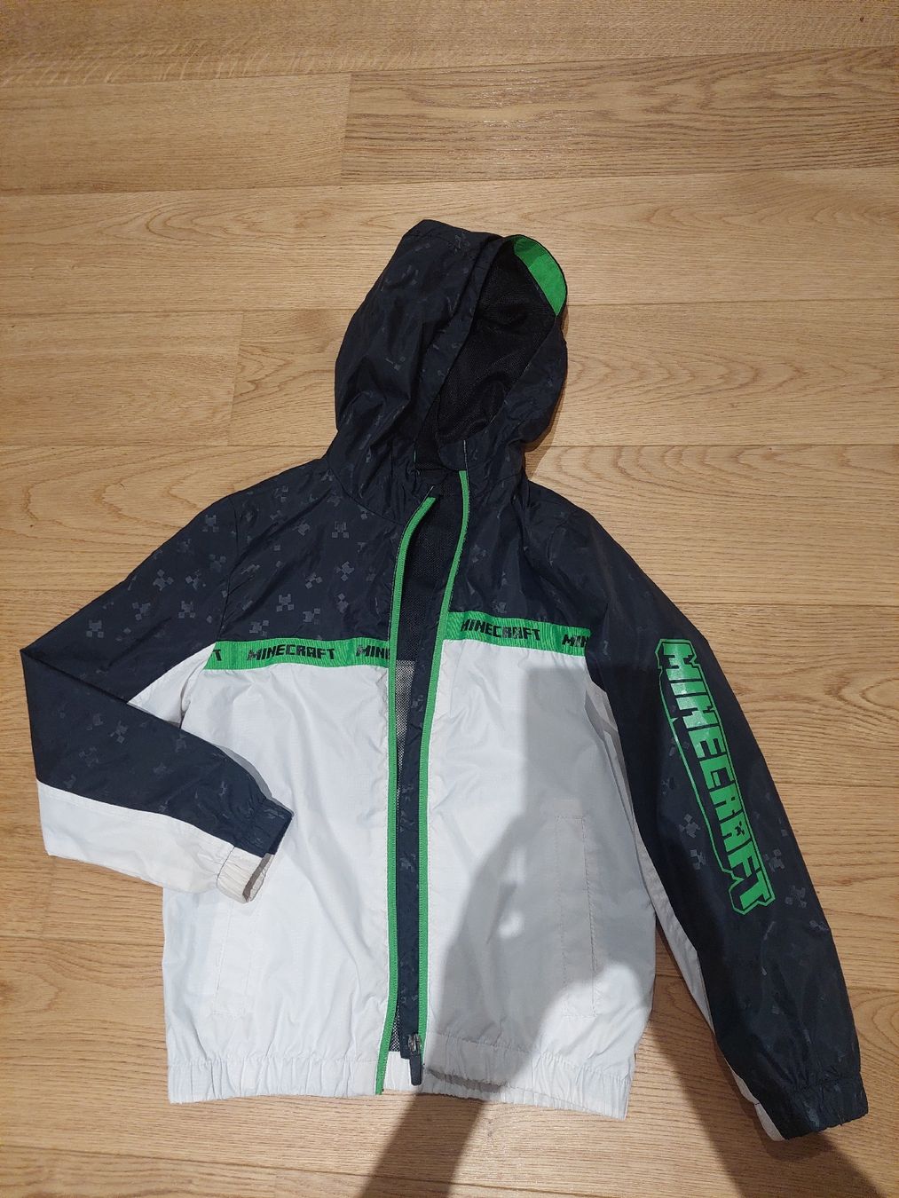 C&A Giacche & Cappotti: Veste Minecraft 134 pour garçon - comme neuve ! – Nuovo (secondo la descrizione) da Pully venduto da lse_6ybt