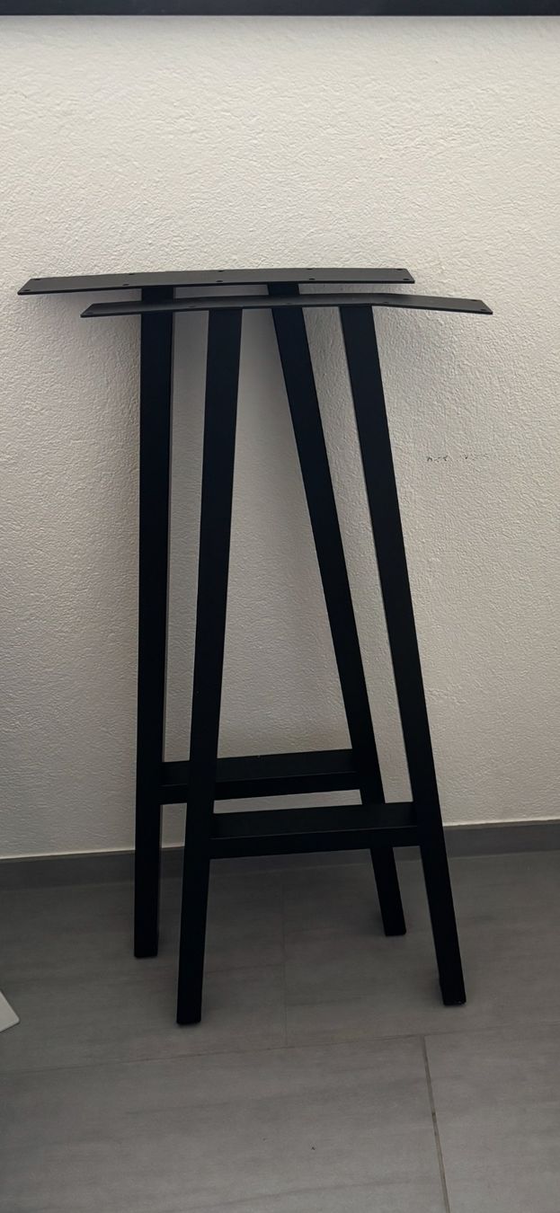 Autre mobilier: Tischbeine – D'occasion à Schaffhausen par sina_feivel