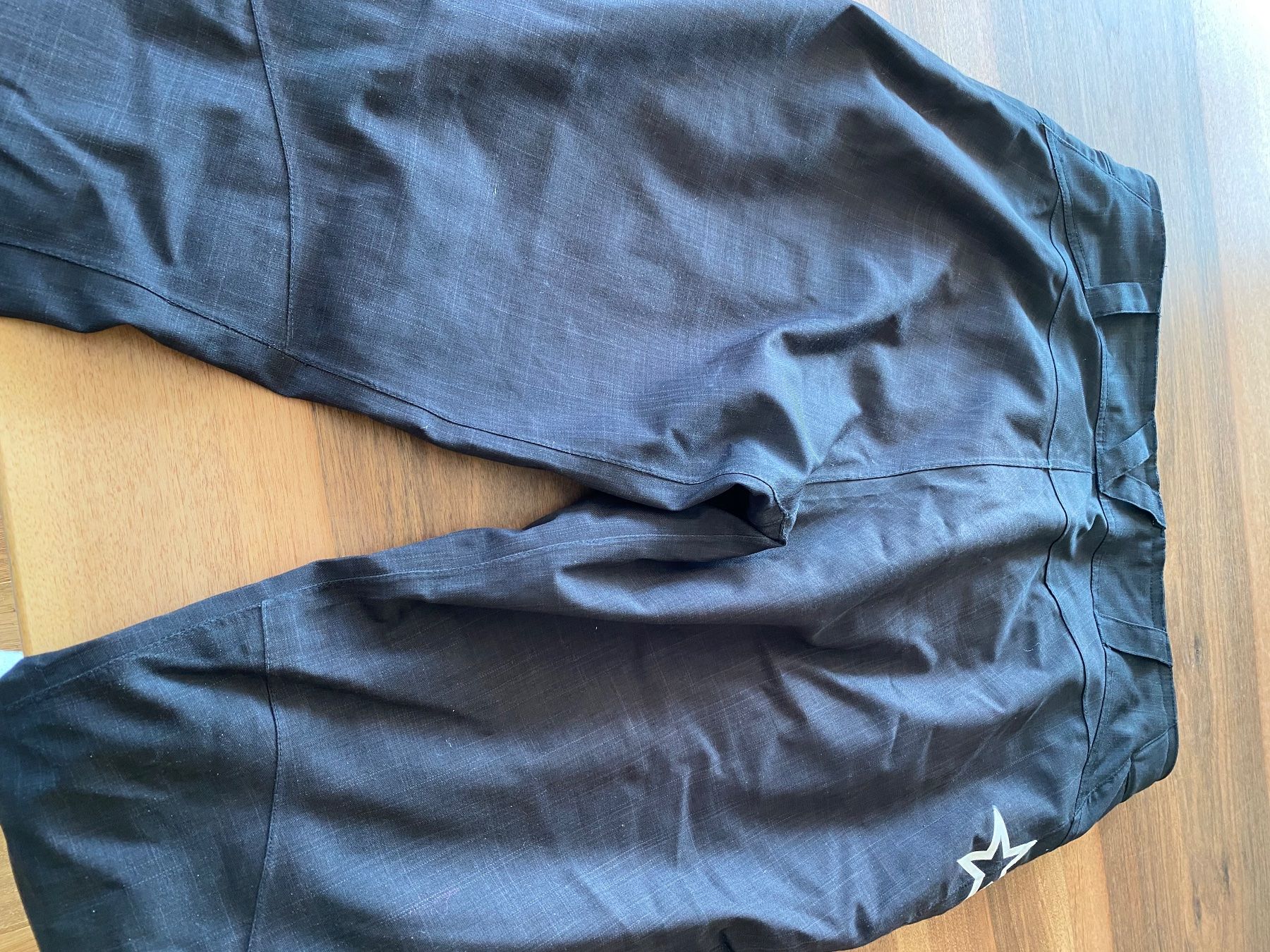 Pantaloni: Skihose Zimtstern Grösse XL – Usato da Kleindietwil venduto da Shibby84 1