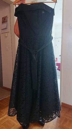 Corsagenkleid mit Spitze in Schwarz