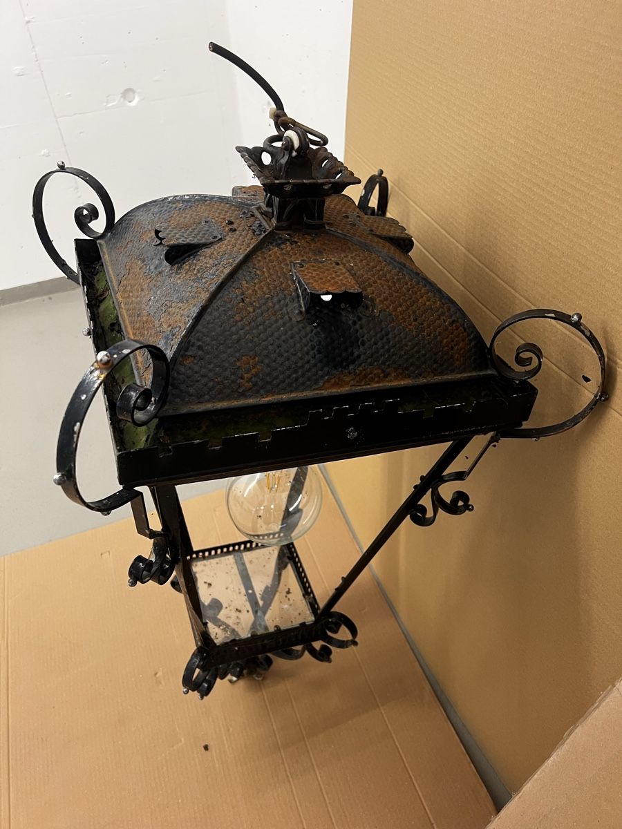 Lampade: Grosse Antike Gartenlaterne mit Ständer – Usato da Rorschacherberg venduto da SambaT1 1