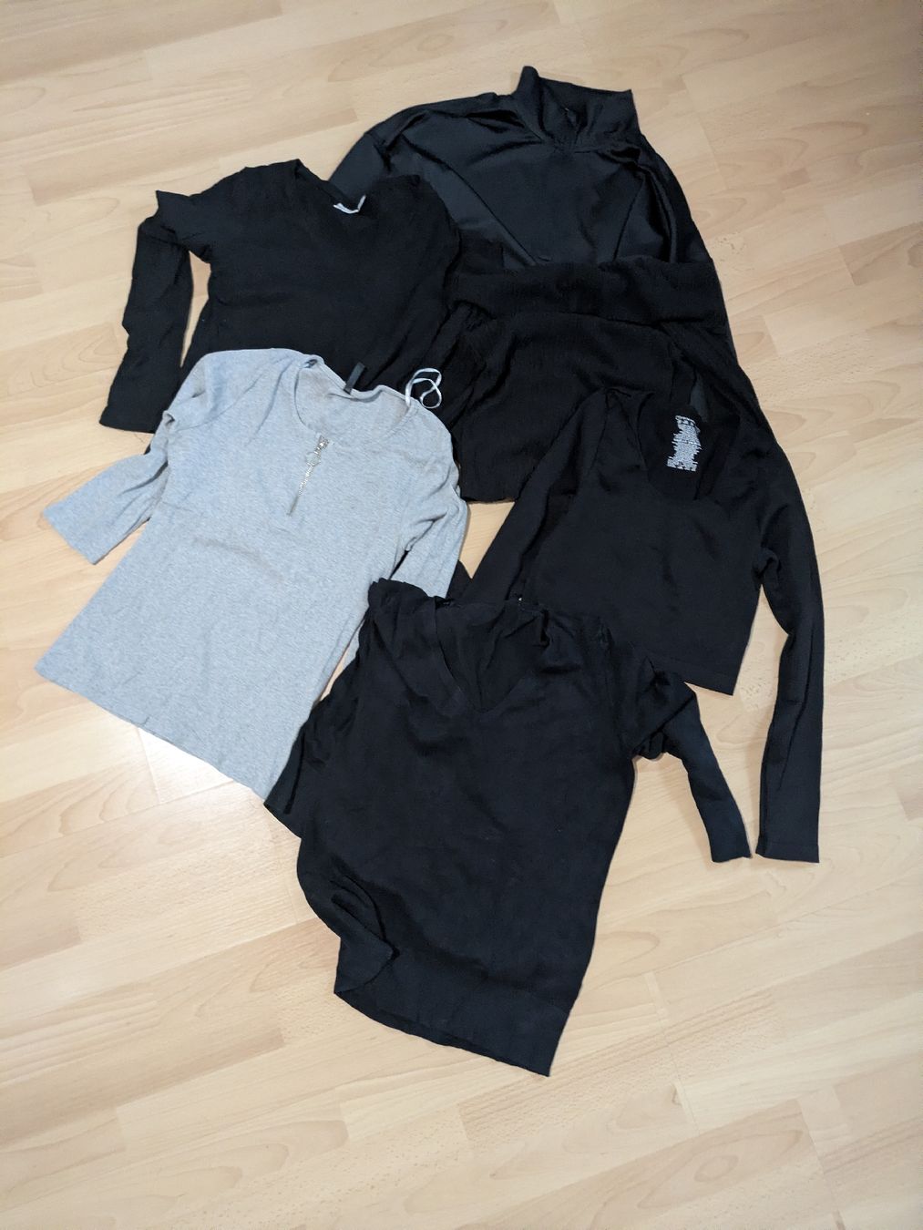 Kleiderpakete: Lot de vêtements  – Gebraucht aus Tramelan von cat_67zv 8