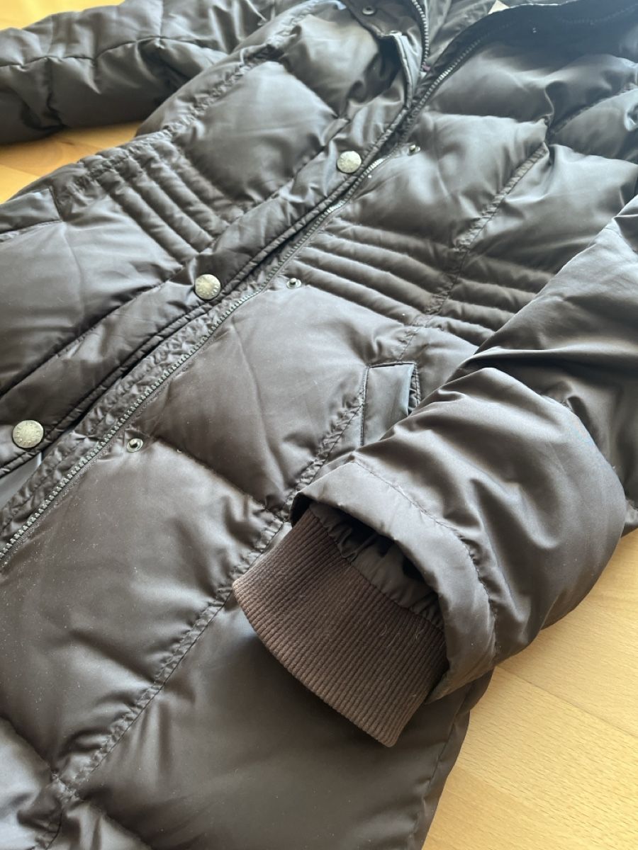 Esprit Cappotti: Esprit Damen Daunenmantel Gr 36 – Usato da Uetikon am See venduto da erz13 1