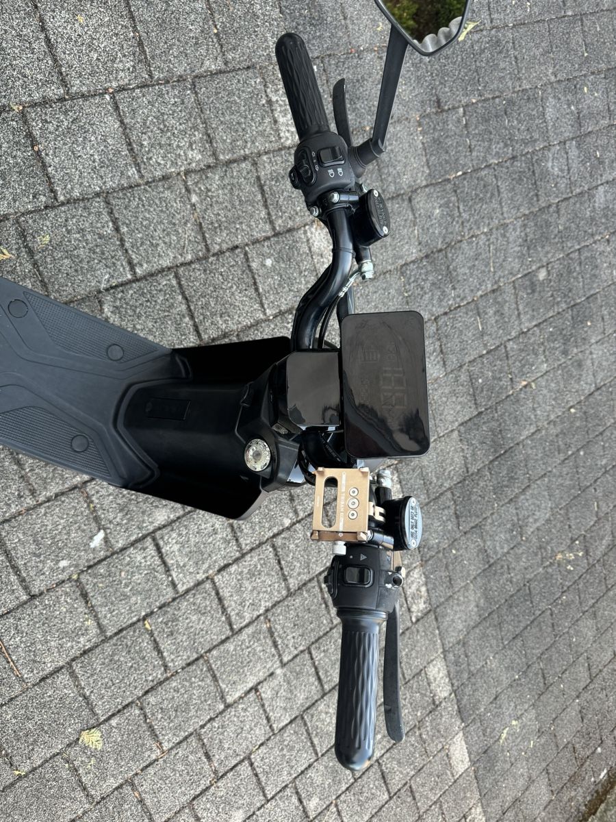 Scooter: Elektroroller schwarz gut erhalten – Usato da Möhlin venduto da mic_k7rm 2