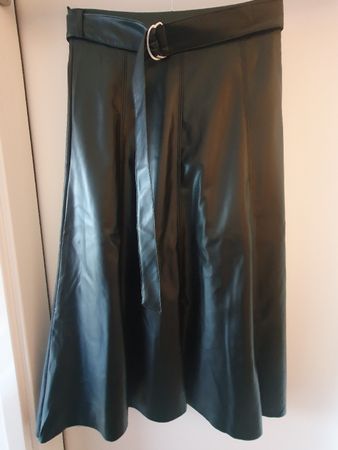 Jupe simili cuir noire Anna Field. NEUVE. Taille 40 L