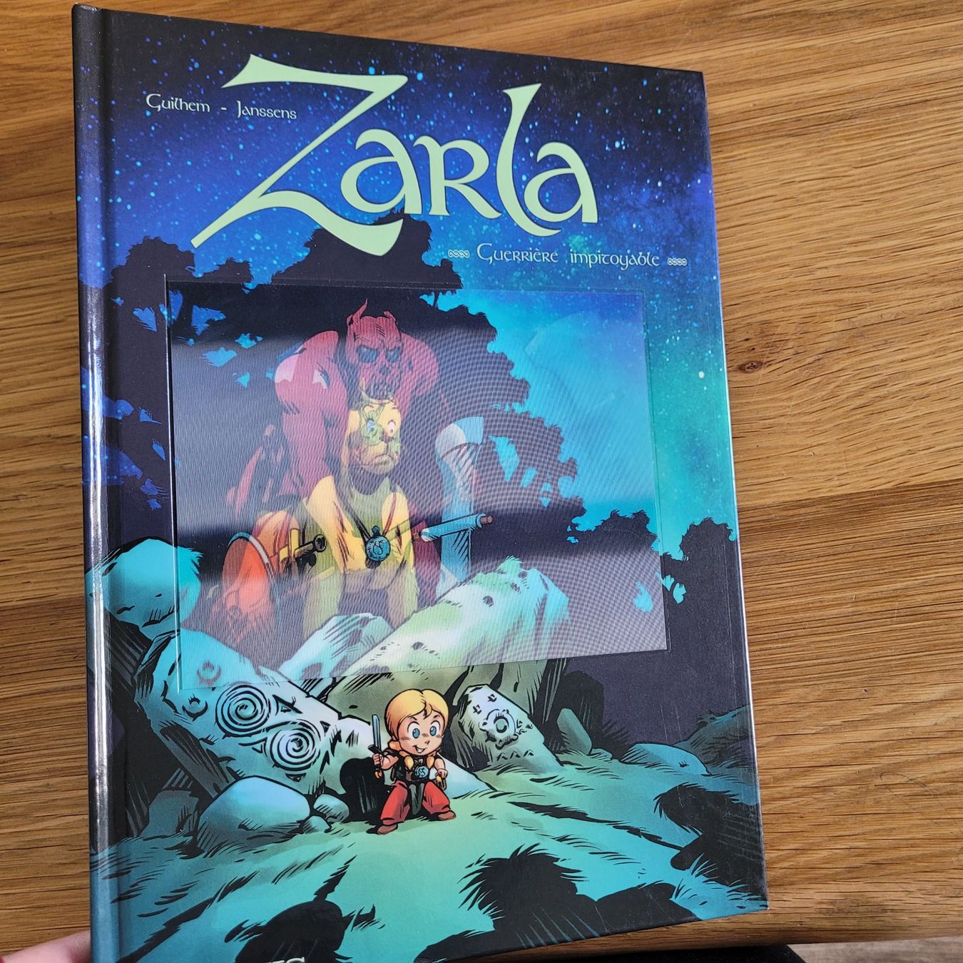 Fumetti: BD EO Zarla 1 Guerrière Impitoyable Couverture holographique – Usato da Biel/Bienne venduto da Destockweb 2