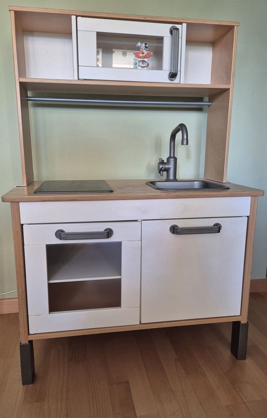 Ikea Giocattoli: Ikea Kinder Spielküche – Usato da Abtwil SG venduto da Sansibar84