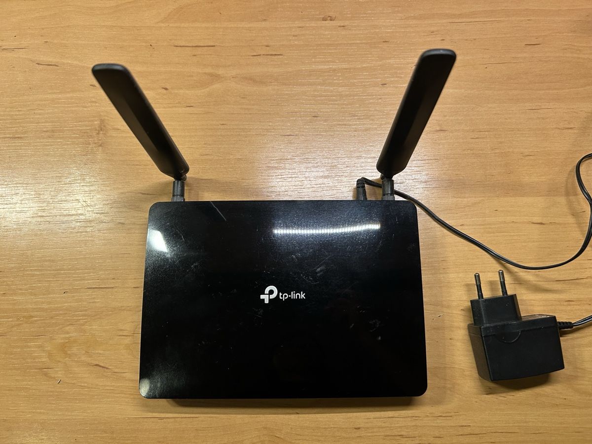 TP-Link Modem & Router: TP-Link Router, Internet – Usato da Zürich venduto da vera.alexandra.z