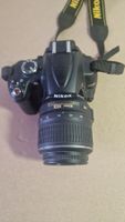 Nikon D5000 Spiegelreflexkamera mit Objektiven